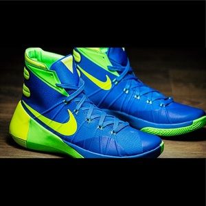🏀🏀NEW🏀🏀 NIKE HYPER DUNK 2015